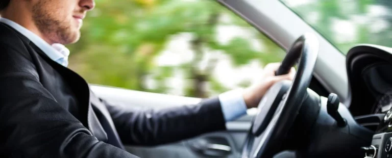 Wykorzystanie samochodu prywatnego do celów służbowych – mytracko.pl